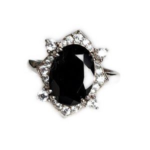 Hespera's Felicia Ring